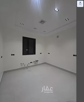 فيلا للبيع في شارع المعيزيلة, حي المعيزيلة, مدينة الرياض, منطقة الرياض صورة 2