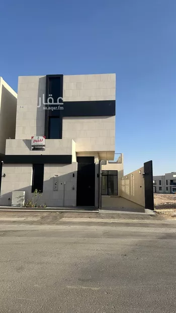 فيلا للبيع في شارع أحمد بن الحسن الأنصاري, حي المهدية, مدينة الرياض, منطقة الرياض