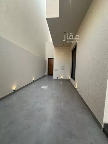 فيلا للبيع في شارع احمد الكازرونى, حي المهدية, مدينة الرياض, منطقة الرياض صورة 2