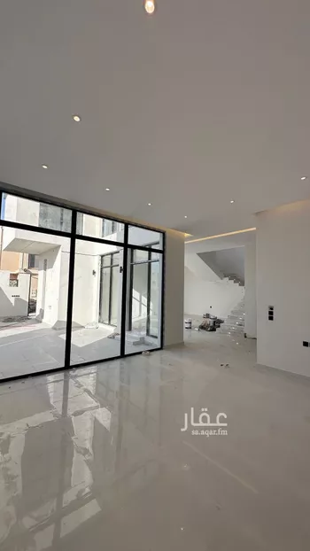 فيلا للبيع في شارع أحمد بن الحسن الأنصاري, حي المهدية, مدينة الرياض, منطقة الرياض صورة 5