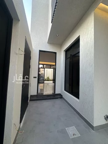فيلا للبيع في شارع احمد الكازرونى, حي المهدية, مدينة الرياض, منطقة الرياض صورة 2
