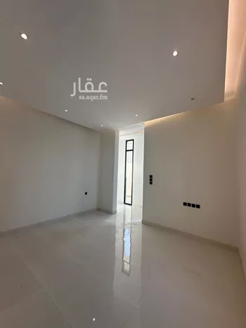 فيلا للبيع في شارع أحمد بن الحسن الأنصاري, حي المهدية, مدينة الرياض, منطقة الرياض صورة 3