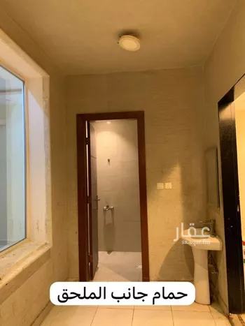 فيلا للبيع في شارع موسي الرازي, حي عكاظ, مدينة الرياض, منطقة الرياض صورة 3