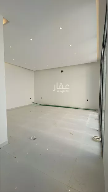 فيلا للبيع في شارع أحمد بن الحسن الأنصاري, حي المهدية, مدينة الرياض, منطقة الرياض صورة 5