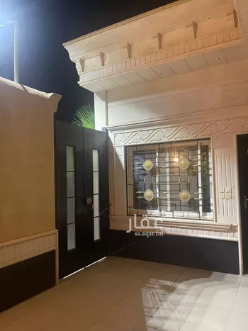 فيلا للبيع في شارع السيل, حي المهدية, مدينة الرياض, منطقة الرياض صورة 3
