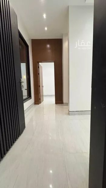 دور للبيع في شارع الحسين بن رواحة, حي الرمال, مدينة الرياض, منطقة الرياض صورة 4