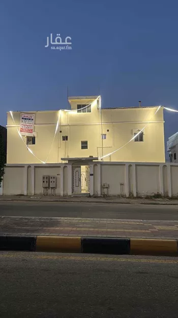 عمارة للإيجار في شارع ابو بكر الصديق ، حي المحمدية ، النعيرية ، النعيرية
