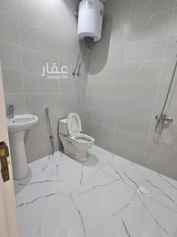 شقة للإيجار في شارع عبدالله الدملوجي, حي الملك فيصل, مدينة الرياض, منطقة الرياض صورة 2