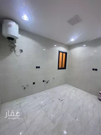 دور للبيع في شارع سعيد الماجد, حي عكاظ, مدينة الرياض, منطقة الرياض صورة 3