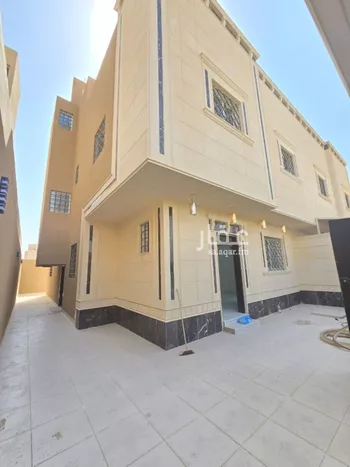 فيلا للبيع في شارع شارع رقم 123, حي ظهرة لبن, مدينة الرياض, منطقة الرياض
