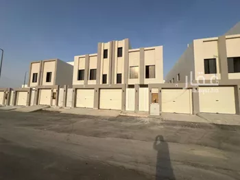 دور للبيع في شارع نصر الزواوي, حي عكاظ, مدينة الرياض, منطقة الرياض صورة 3