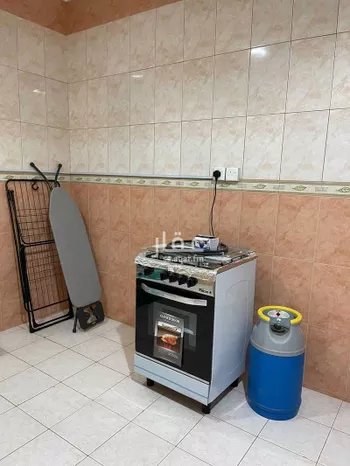 شقة للإيجار في شارع رويفع بن ثابت ، حي المروج ، ابها ، منطقة عسير صورة 3