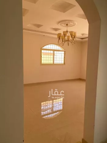 فيلا للإيجار في شارع حميد ابن قحطبة ، القاعد ، منطقة حائل