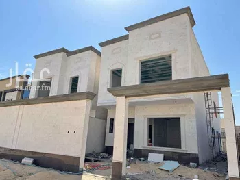 فيلا للبيع في شارع قيس بن عمر ، حي الامواج ، الخبر ، الخبر