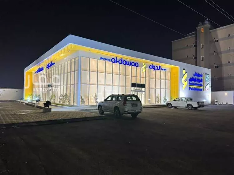 عمارة للبيع في شارع شارع الامير سلطان بن عبدالعزيز, حي الفيصلية, مدينة حفر الباطن, المنطقة الشرقية