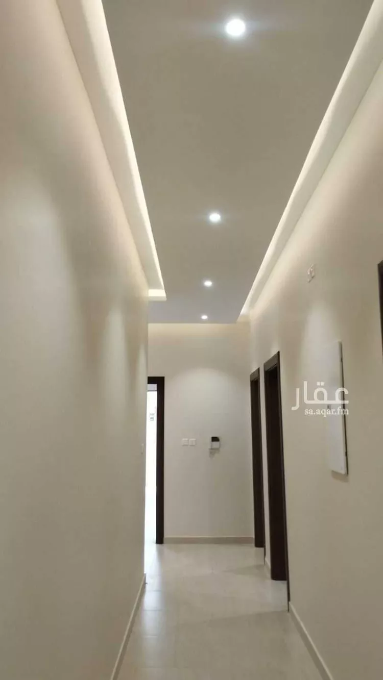 فيلا للبيع في شارع ابن الغزال, حي الضباط, مدينة الرياض, منطقة الرياض صورة 5