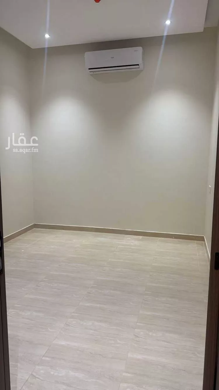 عمارة للبيع في شارع الحارث الطائي, حي الملز, مدينة الرياض, منطقة الرياض صورة 2