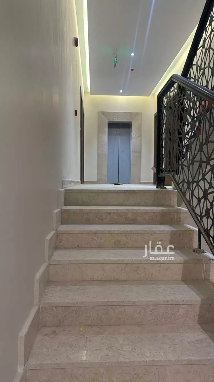 عمارة للبيع في شارع الحارث الطائي, حي الملز, مدينة الرياض, منطقة الرياض صورة 5