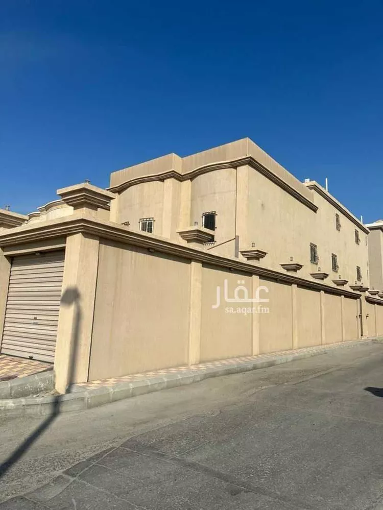 فيلا للبيع في شارع القبه, حي الشعلة, مدينة الدمام, المنطقة الشرقية