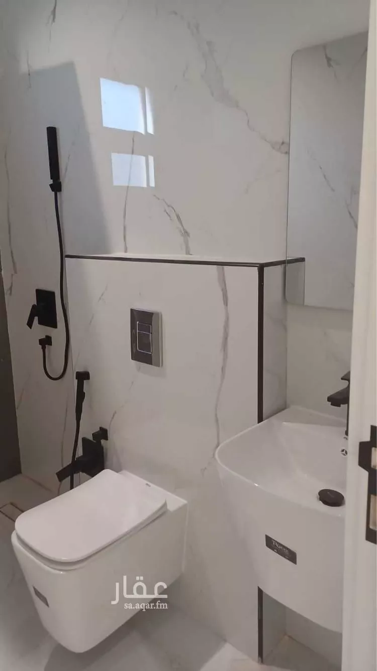 دور للبيع في شارع بريدة, حي الصحافة, مدينة الرياض, منطقة الرياض صورة 4