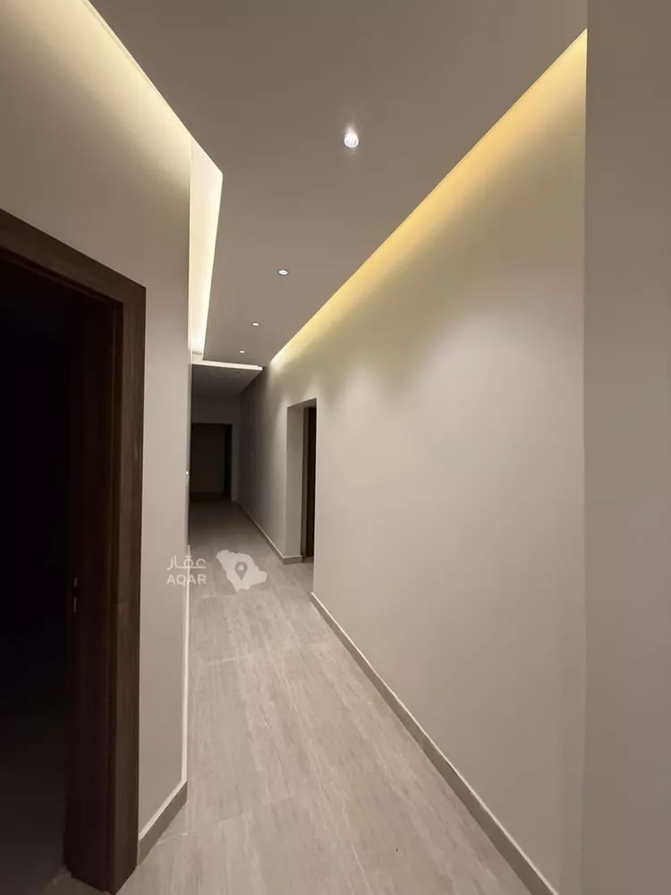 Floor for Rent in Riyadh Al Maizilah 21