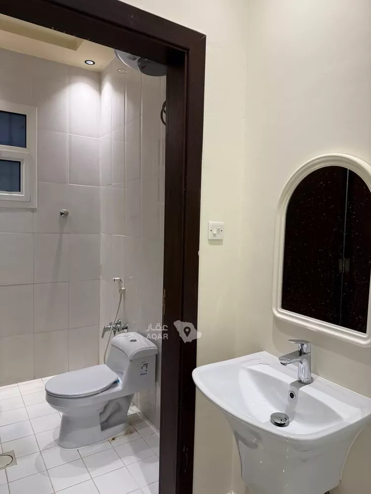 شقة للإيجار في شارع عثمان بن عيسى, حي الإزدهار, مدينة الرياض, منطقة الرياض صورة 2