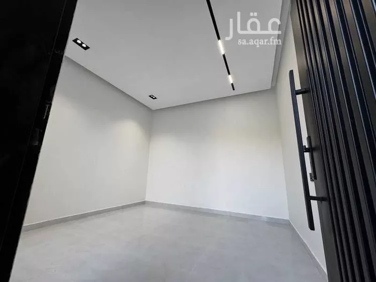 فيلا للبيع في شارع الأصمعي, حي الدار البيضاء, مدينة الرياض, منطقة الرياض صورة 5