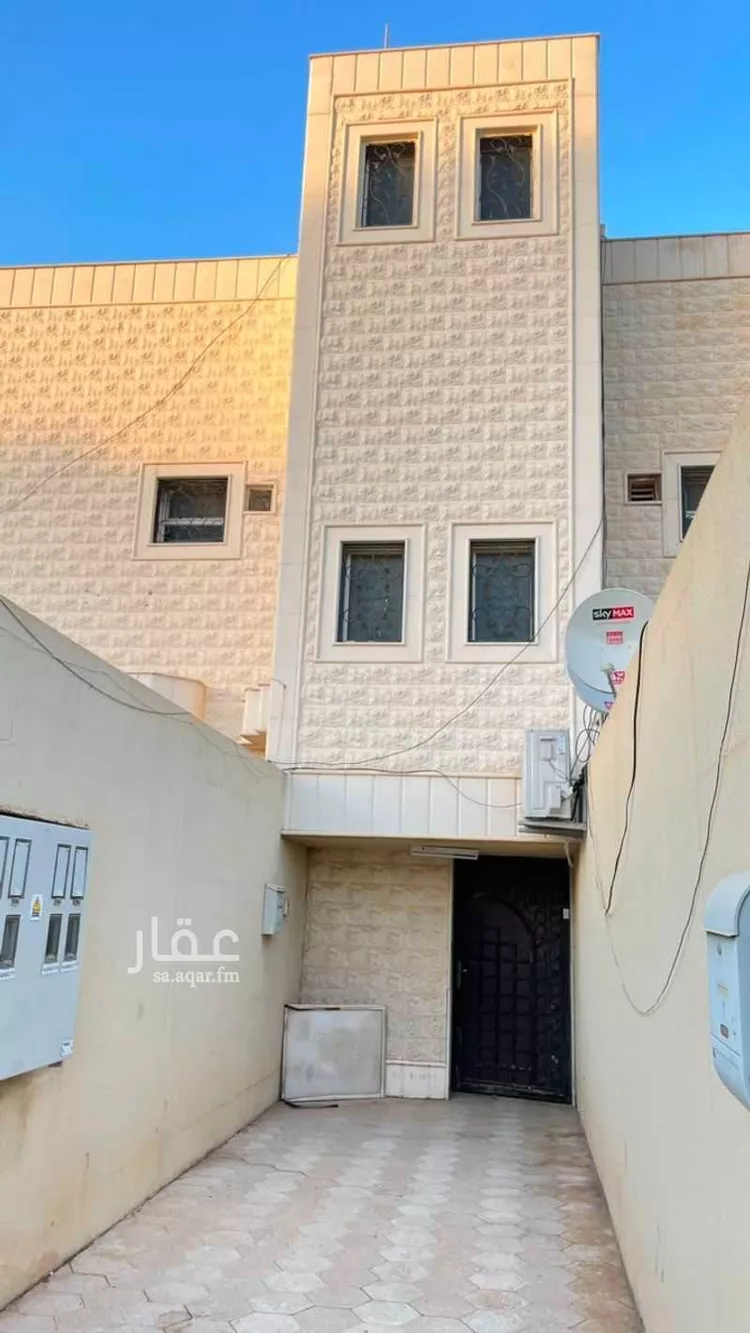 شقة للبيع في شارع محمود بن كرم, حي الريان, مدينة بريدة, منطقة القصيم