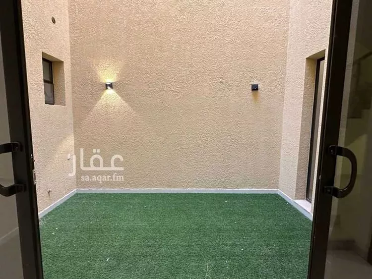 فيلا للبيع في شارع بقيق, حي ظهرة لبن, مدينة الرياض, منطقة الرياض 7