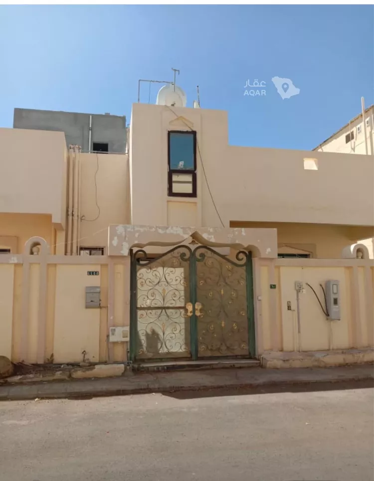Villa for Rent in Medina Al Khalidiyah 3