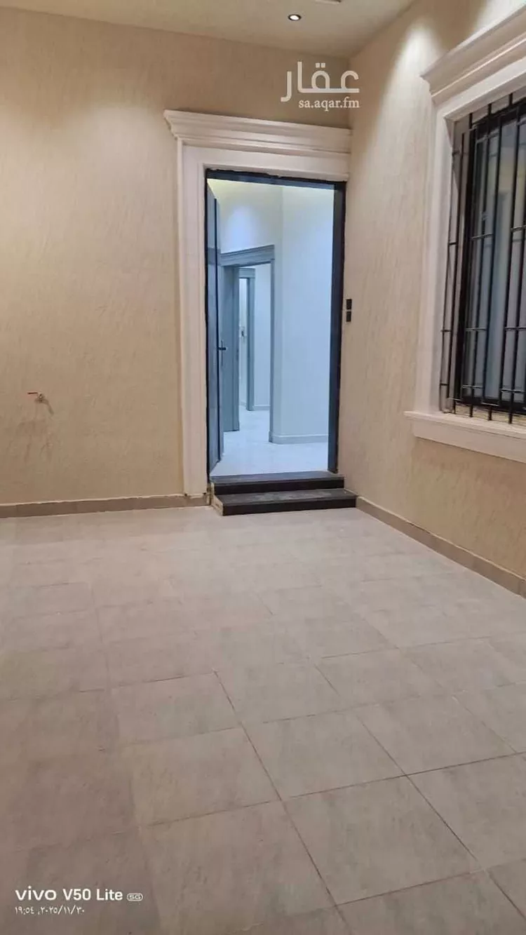 فيلا للبيع في شارع عبدالله الزبيري, حي البرية, مدينة الرياض, منطقة الرياض صورة 5