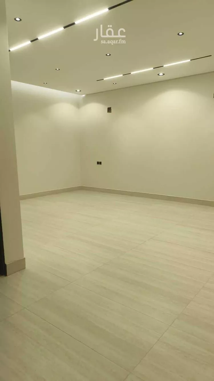 دور للبيع في شارع السلطان قابوس, حي المعيزيلة, مدينة الرياض, منطقة الرياض 8