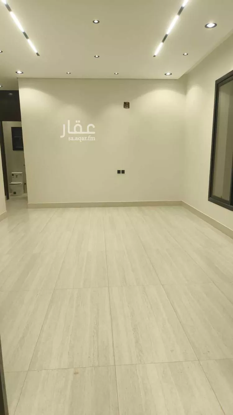 دور للبيع في شارع السلطان قابوس, حي المعيزيلة, مدينة الرياض, منطقة الرياض صورة 5