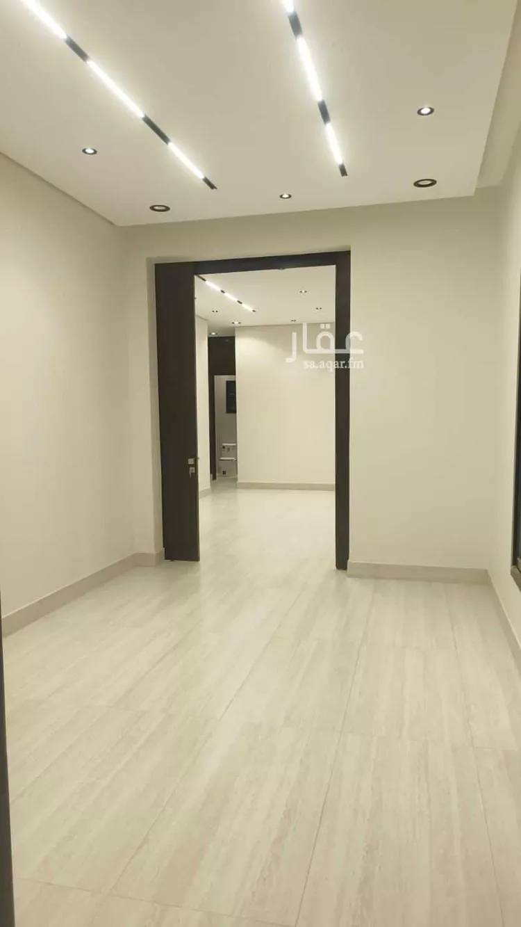 دور للبيع في شارع السلطان قابوس, حي المعيزيلة, مدينة الرياض, منطقة الرياض 7