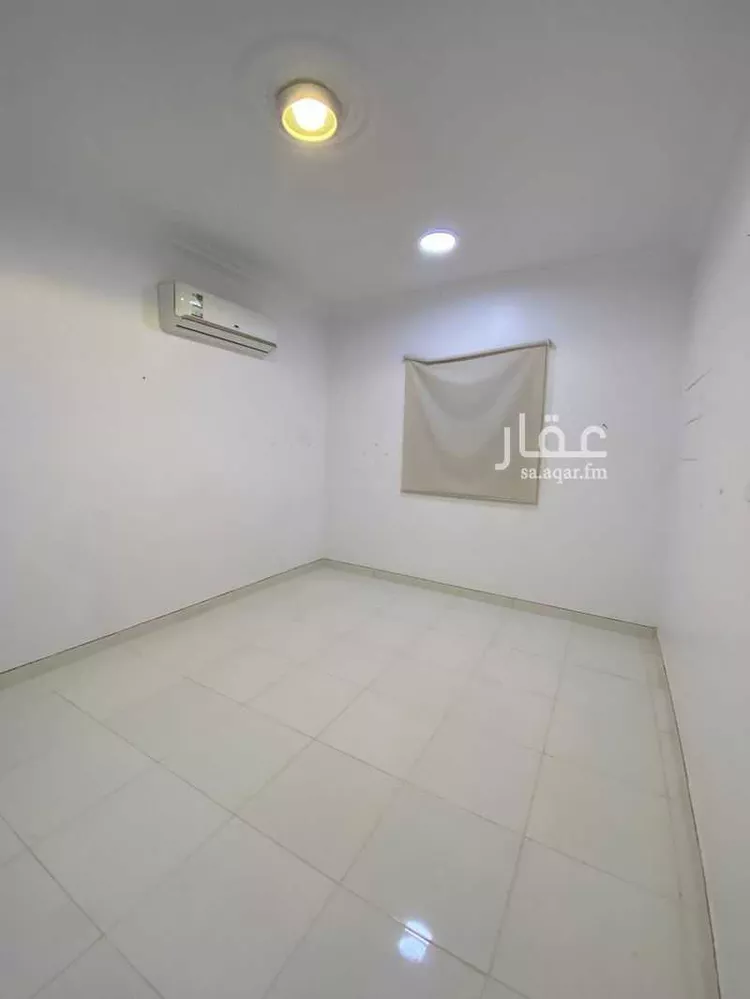 شقة للإيجار في شارع ابن سعيد المقرئ, حي السعادة, مدينة الرياض, منطقة الرياض صورة 2
