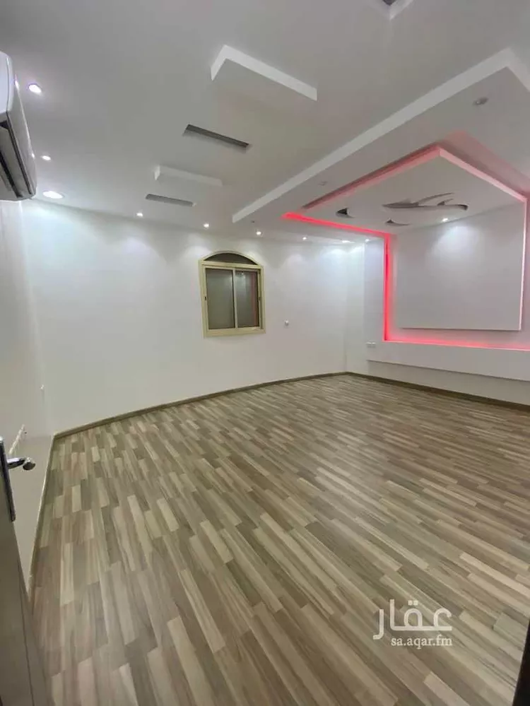 فيلا للإيجار في شارع أبي المجد الشنائي, حي السعادة, مدينة الرياض, منطقة الرياض 10