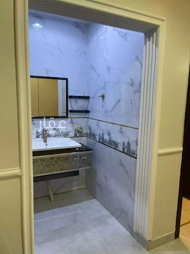 شقة للبيع في شارع آل داود, حي الحمراء, مدينة الرياض, منطقة الرياض صورة 2