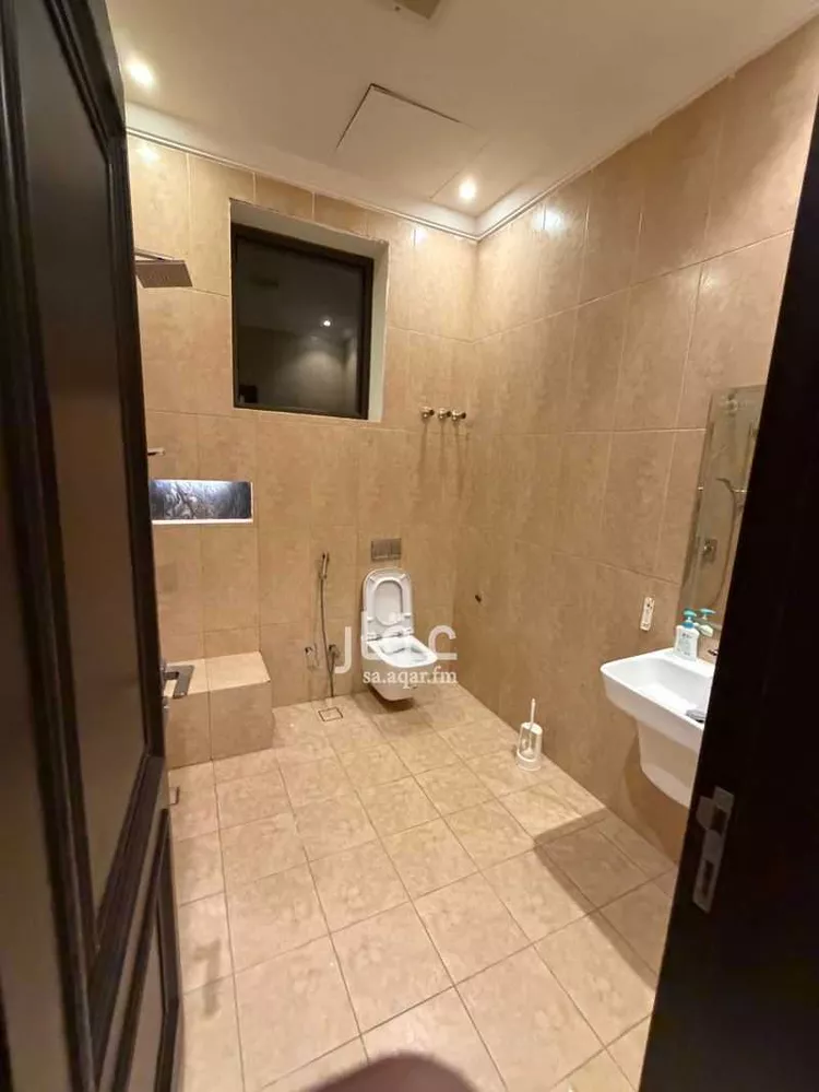 Floor for Rent in Riyadh Al Hamra 17