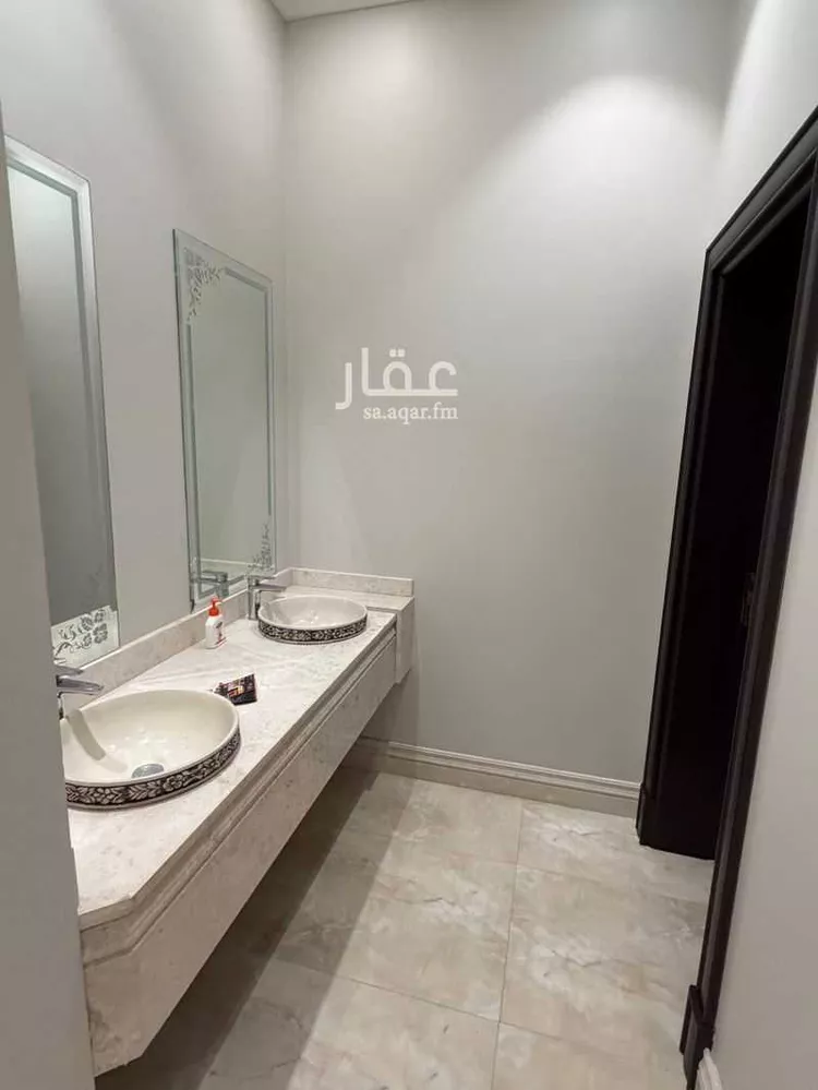 Floor for Rent in Riyadh Al Hamra 7