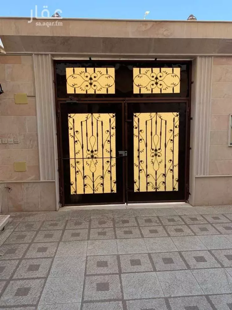 فيلا للبيع في شارع المهاجر ابن عكرمه, حي القصواء, مدينة المدينة المنورة, منطقة المدينة المنورة 8