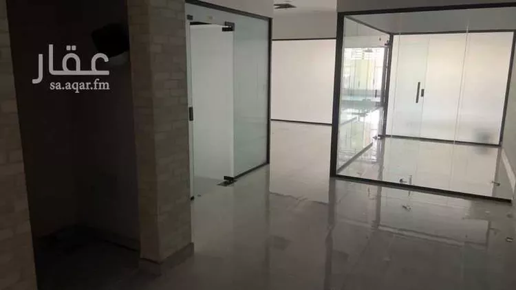Commercial Office for Rent in Riyadh Al Ghadir صورة 2