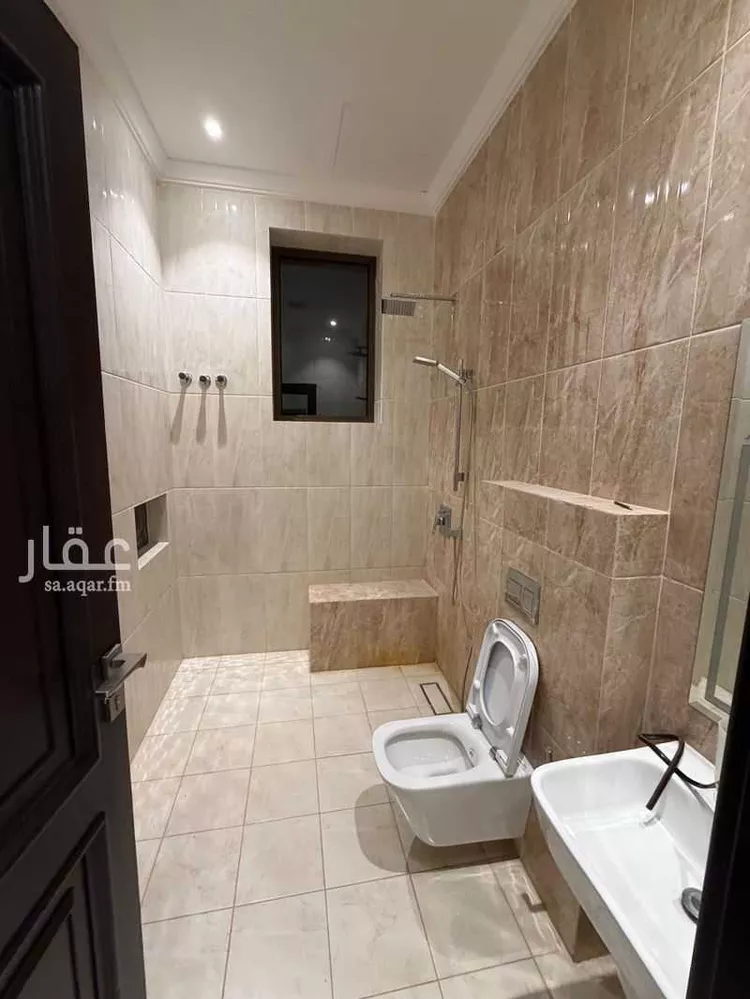 Floor for Rent in Riyadh Al Hamra 12