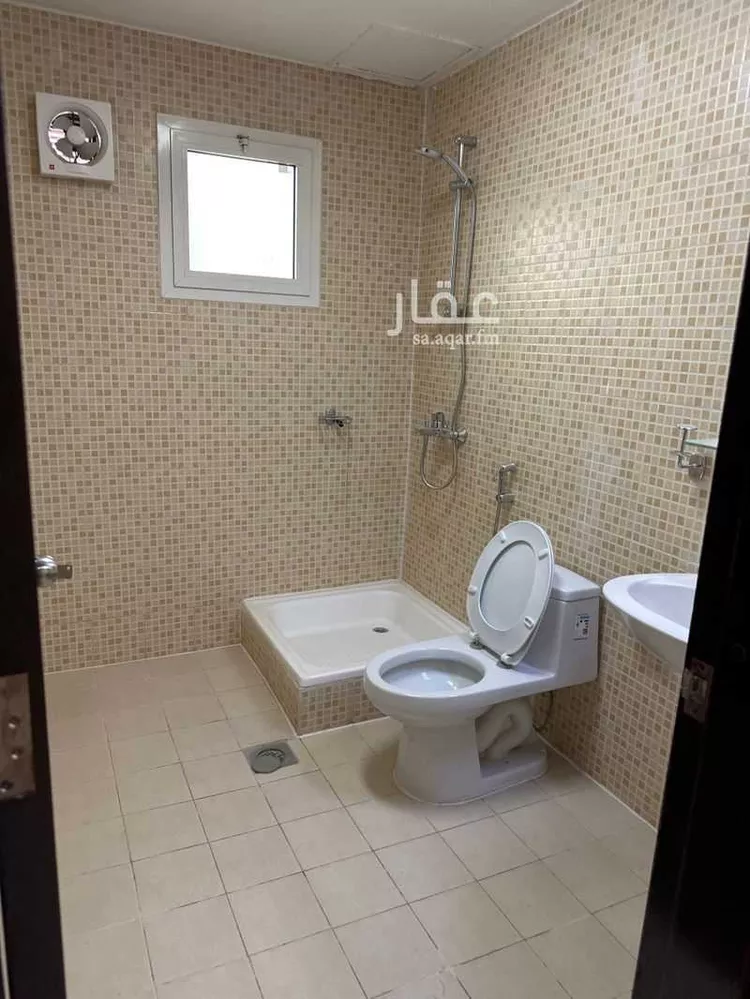 فيلا للبيع في شارع طريق الينابيع, مدينة مدينه الجبيل الصناعيه, المنطقة الشرقية صورة 5