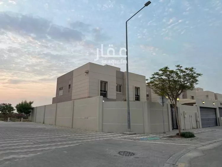 فيلا للبيع في شارع شارع السنابل 5, حي المطرفية, مدينة مدينه الجبيل الصناعيه, المنطقة الشرقية