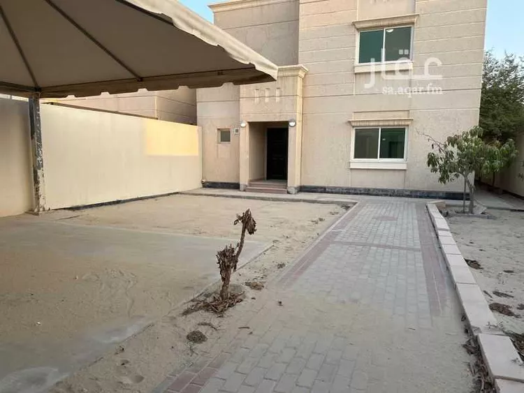 فيلا للبيع في شارع طريق الينابيع, مدينة مدينه الجبيل الصناعيه, المنطقة الشرقية صورة 2