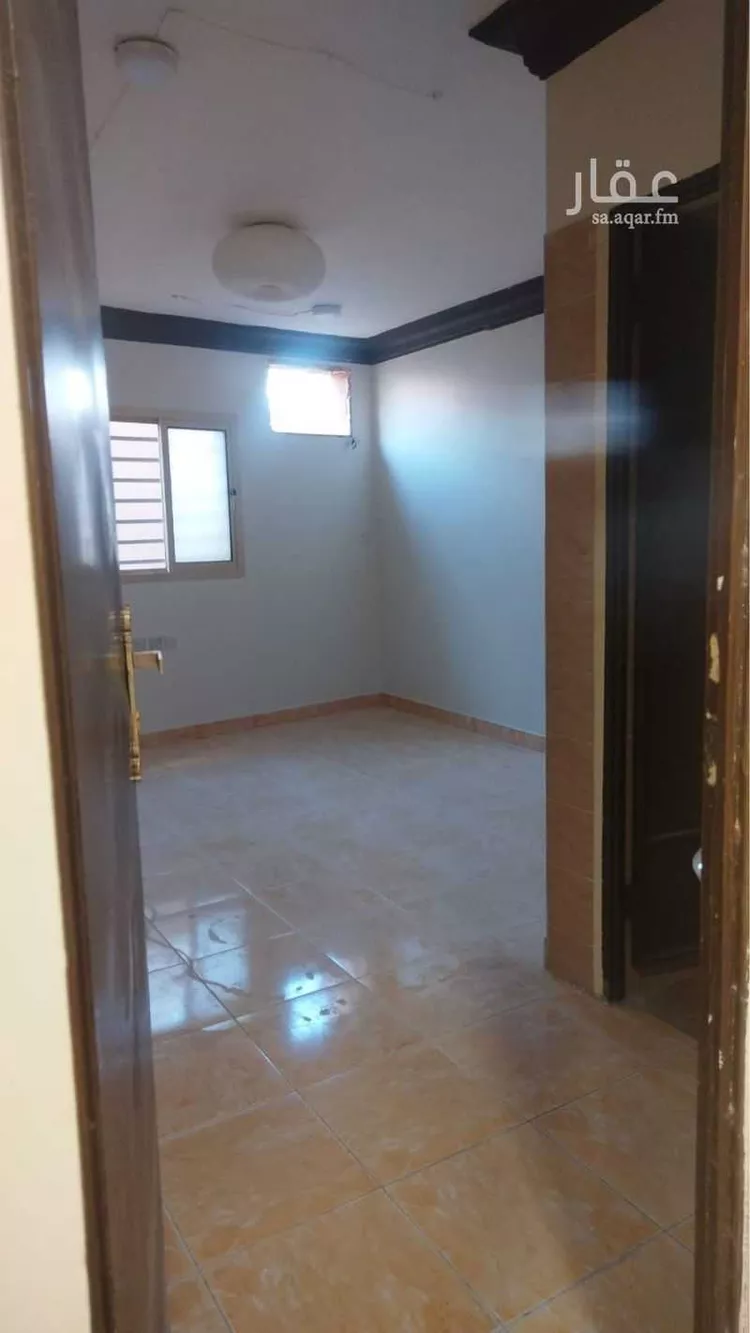 شقة للإيجار في شارع الامير عبدالله ابن عبدالرحمن, حي ظهرة العودة شرق, مدينة الدرعية, منطقة الرياض