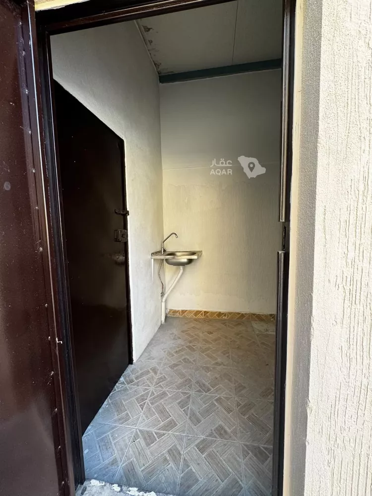 غرفة للإيجار في شارع الامير سلطان بن عبدالعزيز, حي الخالدية, مدينة الدرعية, منطقة الرياض 4