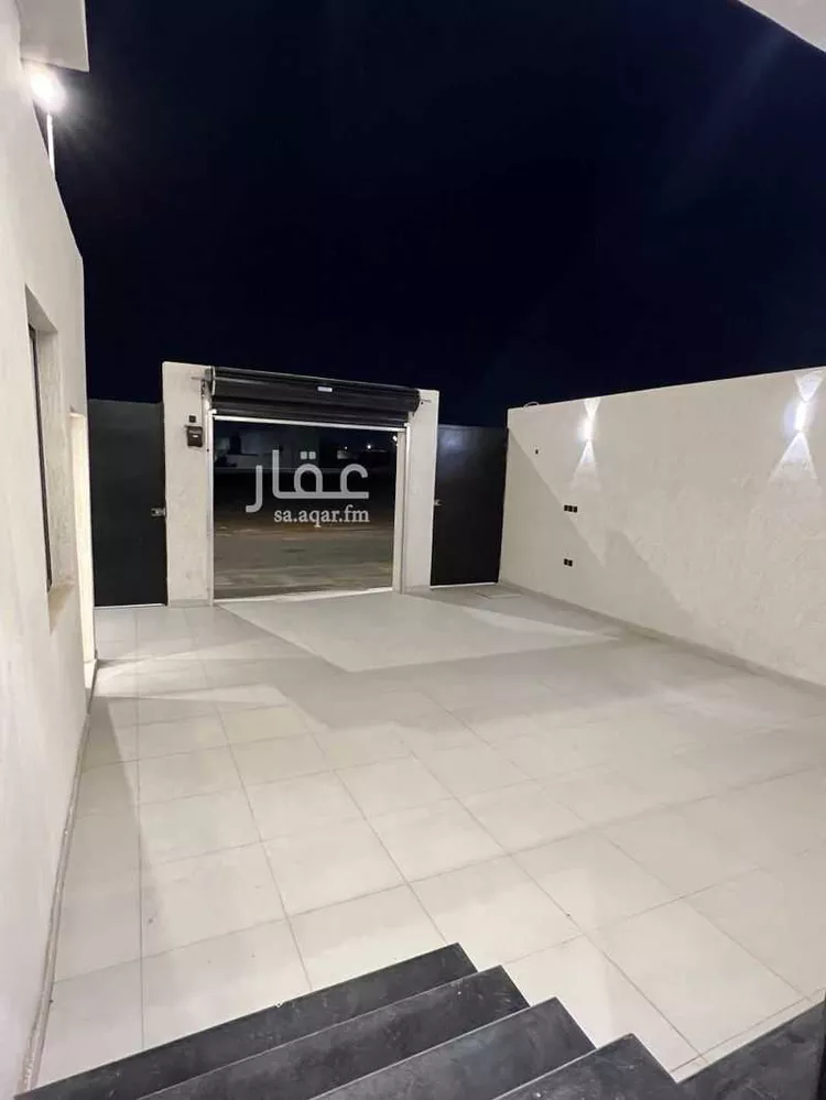 عمارة للبيع في شارع اوس بن ضمعج, حي نبلاء, مدينة المدينة المنورة, منطقة المدينة المنورة صورة 3