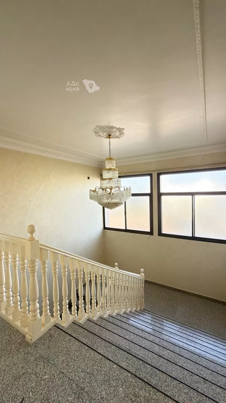Building for Sale in Medina Al Qaswa صورة 3