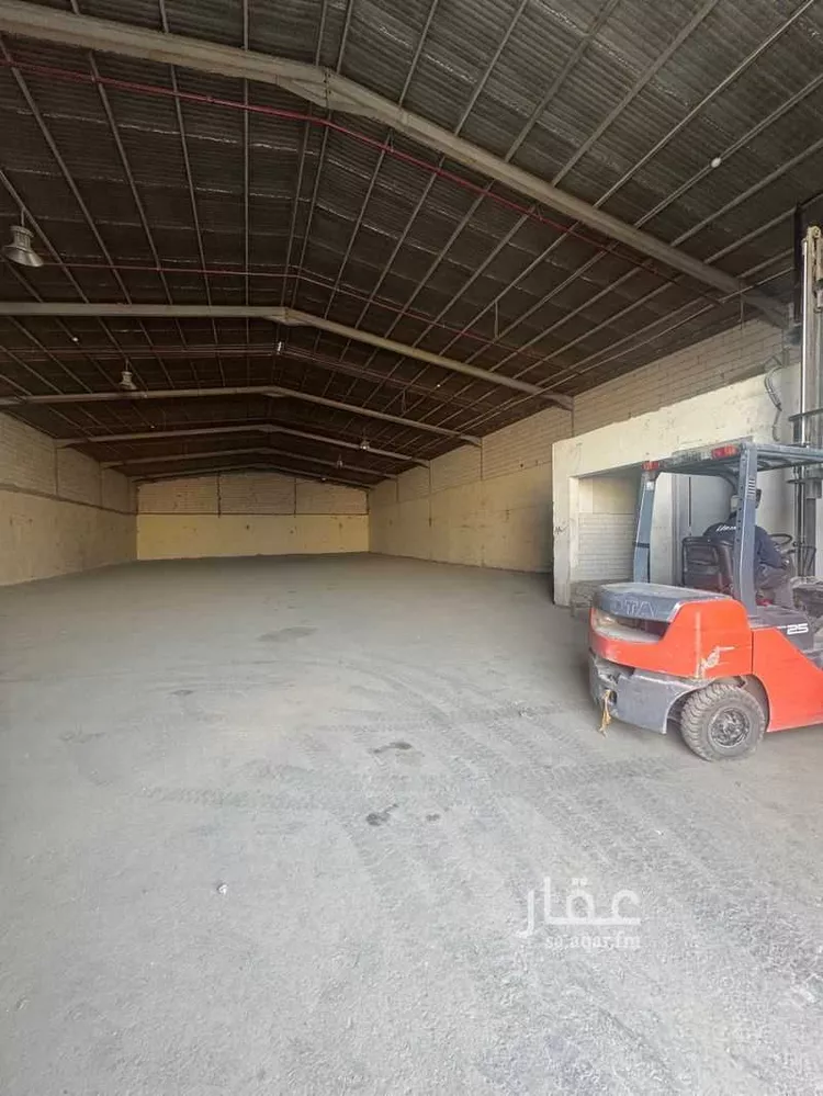 مستودع للإيجار في شارع طلحة بن الزبير, حي السلي, مدينة الرياض, منطقة الرياض صورة 2